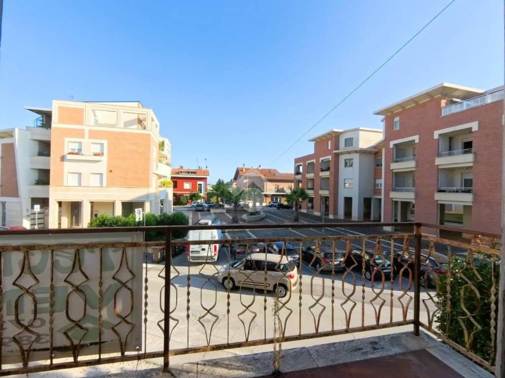 appartamento in vendita a Civitanova Marche in zona San Marone