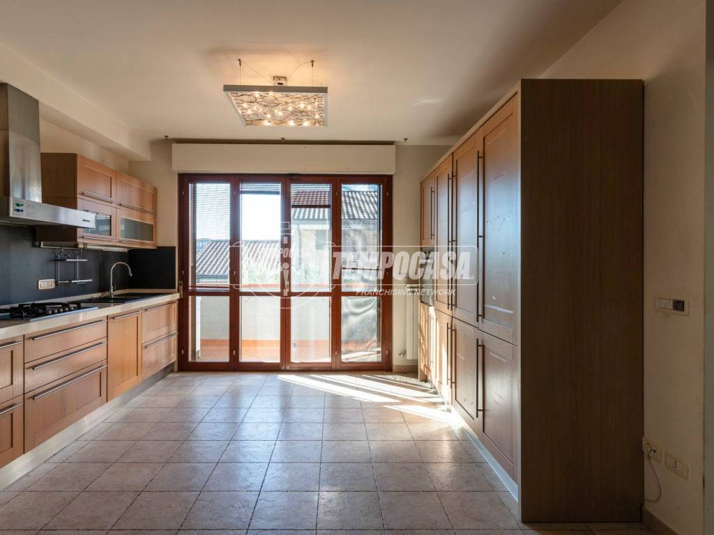 appartamento in vendita a Civitanova Marche in zona Santa Maria Apparente