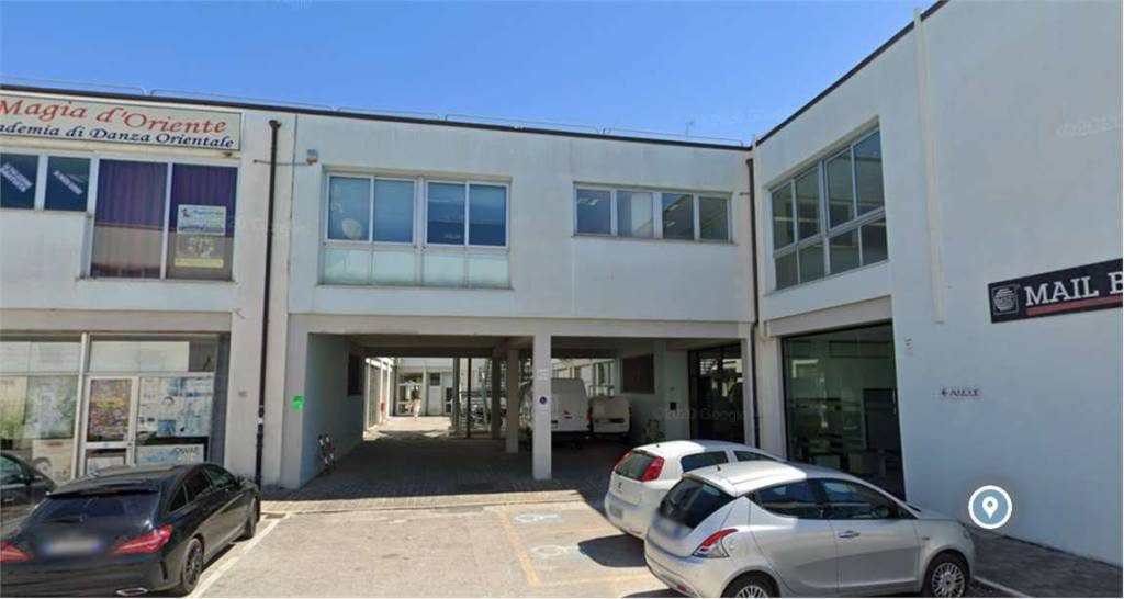 negozio in vendita a Civitanova Marche