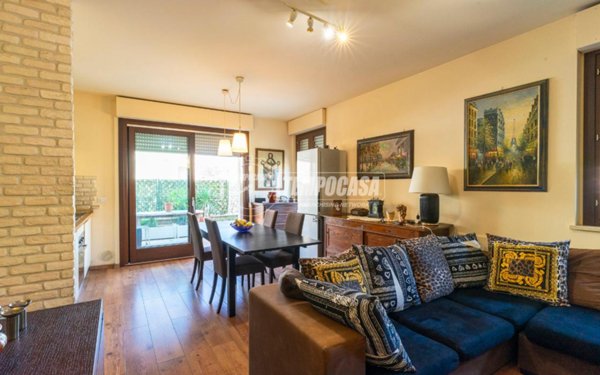 appartamento in vendita a Civitanova Marche in zona Santa Maria Apparente