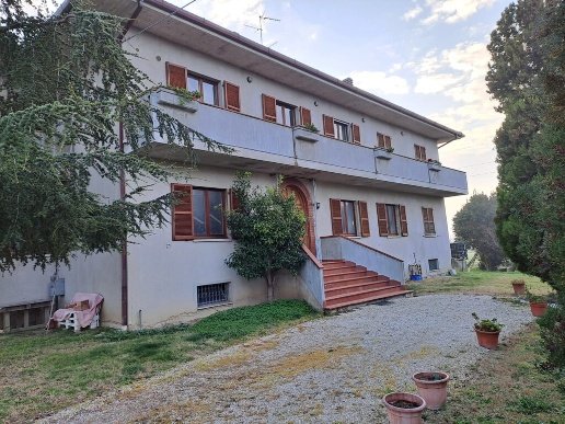 casa indipendente in vendita a Civitanova Marche in zona Santa Maria Apparente