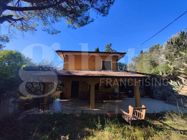casa indipendente in vendita a Civitanova Marche