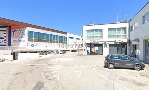 ufficio in vendita a Civitanova Marche