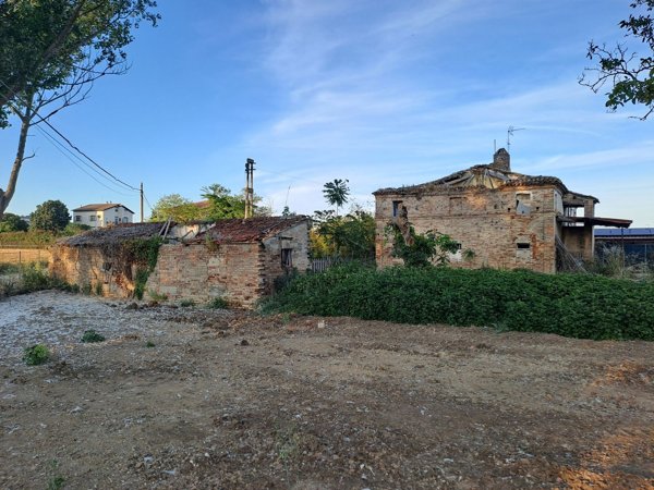 casa indipendente in vendita a Civitanova Marche