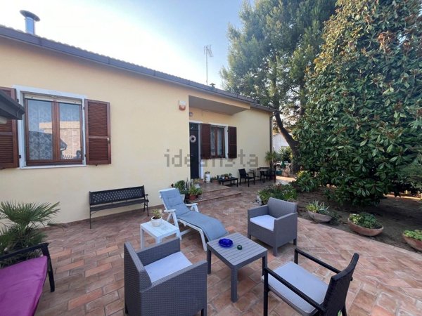 casa indipendente in vendita a Civitanova Marche