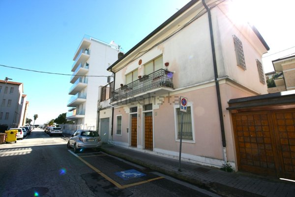 casa indipendente in vendita a Civitanova Marche