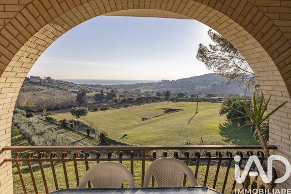 casa indipendente in vendita a Civitanova Marche