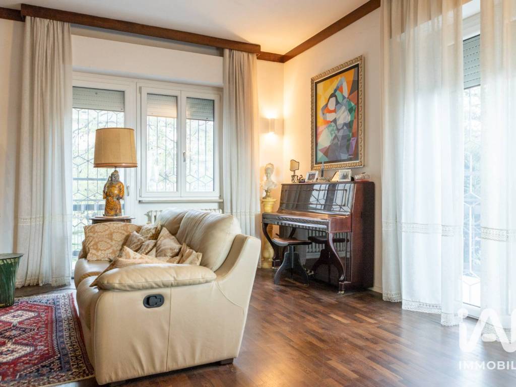 casa indipendente in vendita a Civitanova Marche in zona San Marone