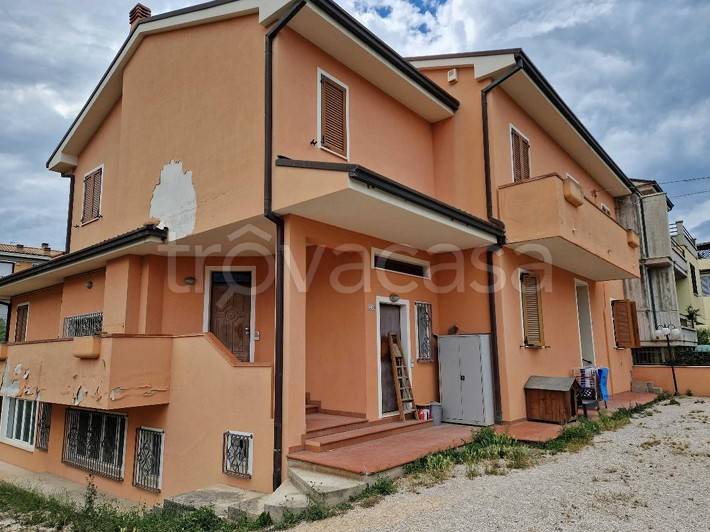 casa indipendente in vendita a Civitanova Marche