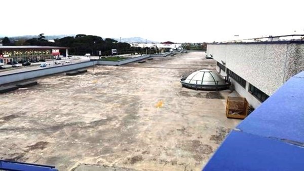 locale commerciale in vendita a Civitanova Marche