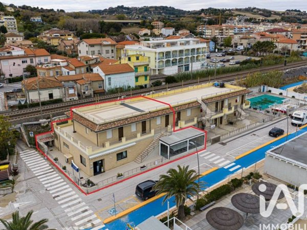 intera palazzina in vendita a Civitanova Marche in zona Fontespina