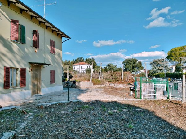 casa indipendente in vendita a Civitanova Marche in zona Santa Maria Apparente