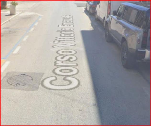 locale commerciale in vendita a Civitanova Marche