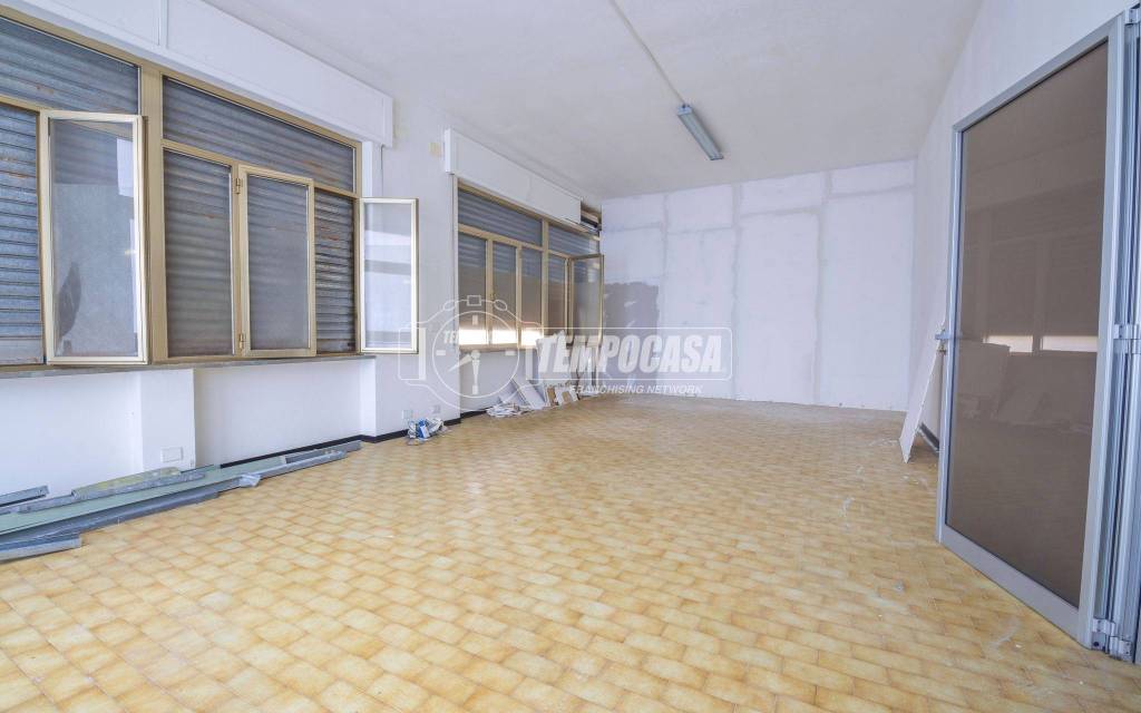 negozio in vendita a Civitanova Marche