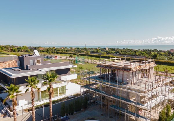 casa indipendente in vendita a Civitanova Marche