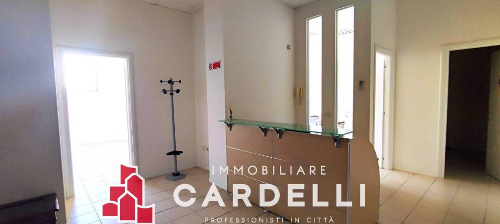 ufficio in vendita a Civitanova Marche in zona Santa Maria Apparente