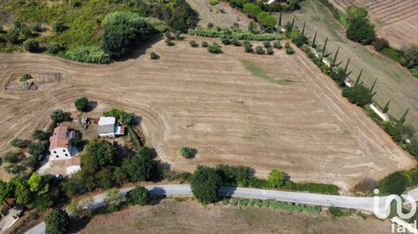 casa indipendente in vendita a Civitanova Marche