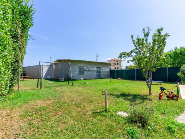 casa indipendente in vendita a Civitanova Marche