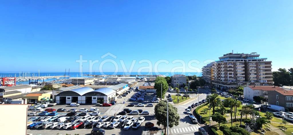 appartamento in vendita a Civitanova Marche in zona Fontespina