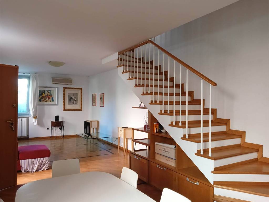 casa indipendente in vendita a Civitanova Marche in zona Santa Maria Apparente