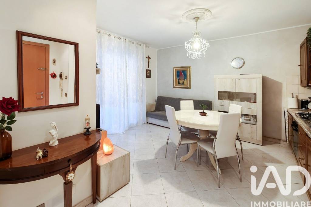 appartamento in vendita a Civitanova Marche in zona San Marone