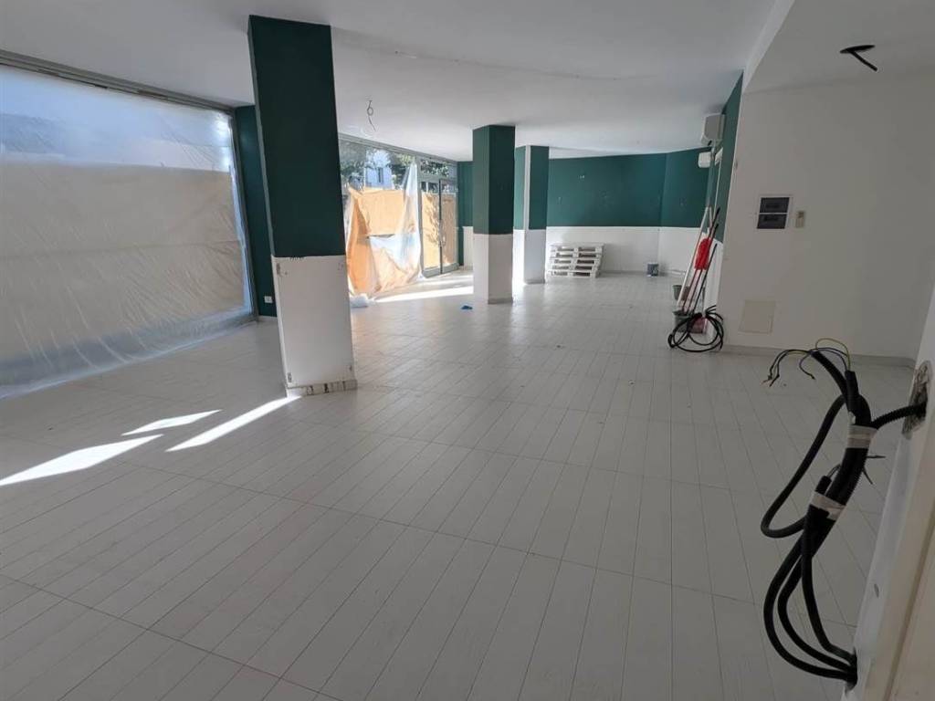 negozio in vendita a Civitanova Marche