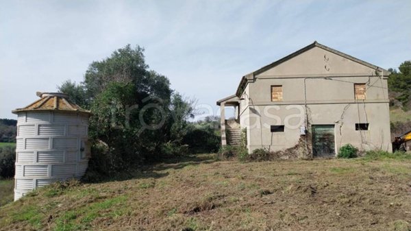 casa indipendente in vendita a Civitanova Marche