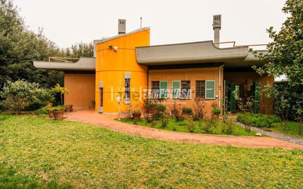casa indipendente in vendita a Civitanova Marche
