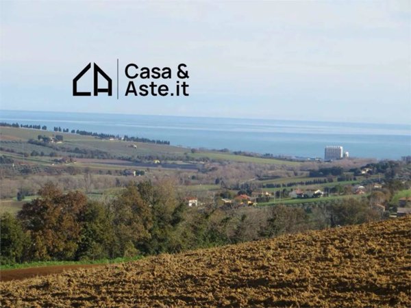 terreno agricolo in vendita a Civitanova Marche