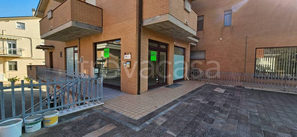 negozio in vendita a Civitanova Marche