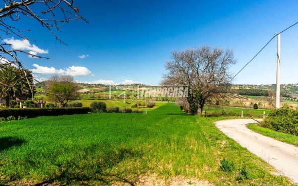 terreno agricolo in vendita a Civitanova Marche