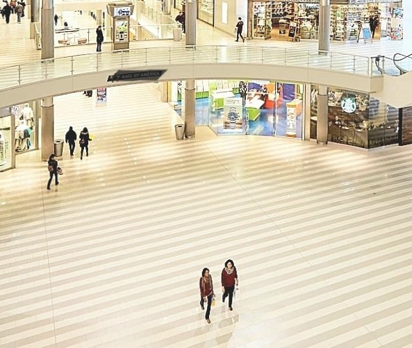 locale commerciale in vendita a Civitanova Marche