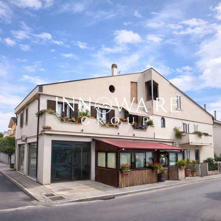 casa indipendente in vendita a Civitanova Marche