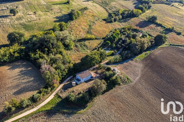 casa indipendente in vendita a Civitanova Marche