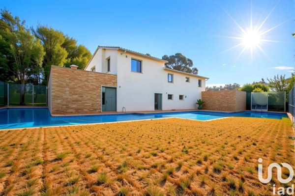 casa indipendente in vendita a Civitanova Marche