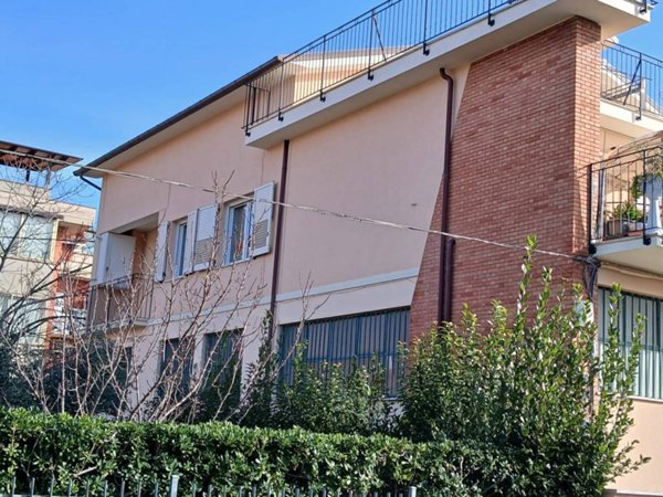 casa indipendente in vendita a Civitanova Marche in zona San Marone