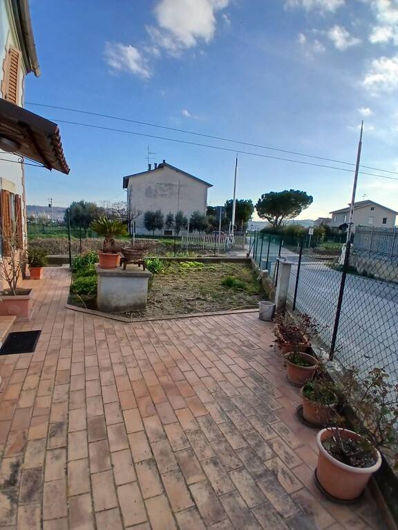 casa indipendente in vendita a Civitanova Marche