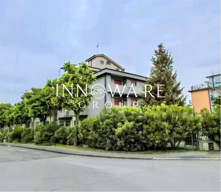 appartamento in vendita a Civitanova Marche in zona San Marone