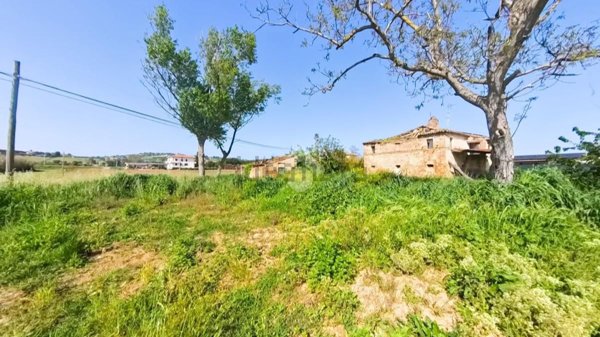 casa indipendente in vendita a Civitanova Marche in zona Santa Maria Apparente