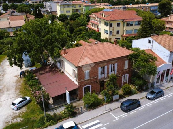 appartamento in vendita a Civitanova Marche in zona Fontespina