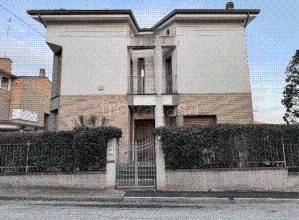 casa indipendente in vendita a Civitanova Marche