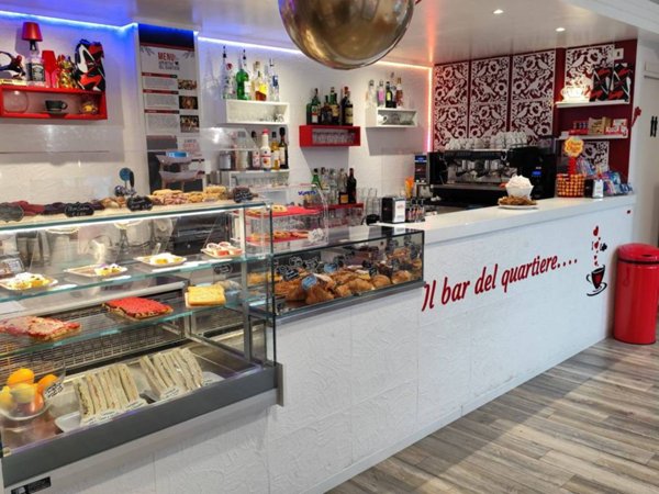 negozio in vendita a Civitanova Marche in zona San Marone