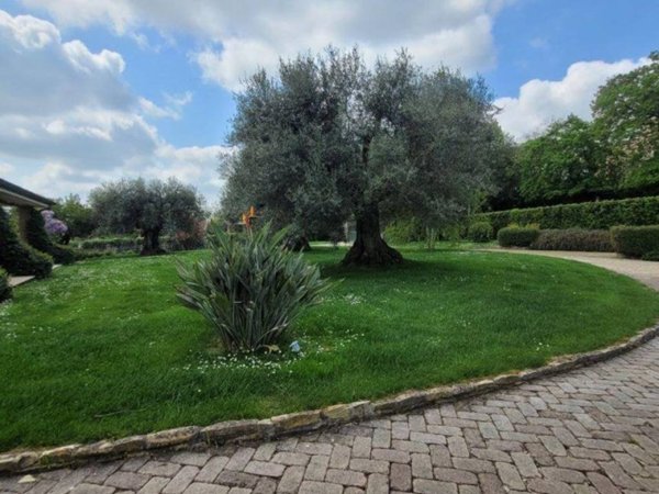 casa indipendente in vendita a Civitanova Marche