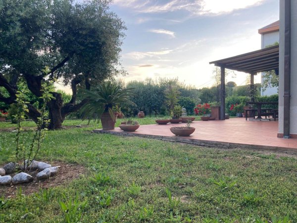 casa indipendente in vendita a Civitanova Marche