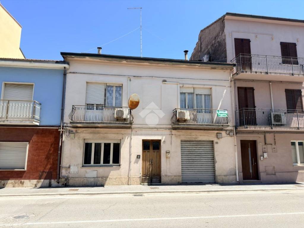 casa indipendente in vendita a Civitanova Marche in zona Fontespina