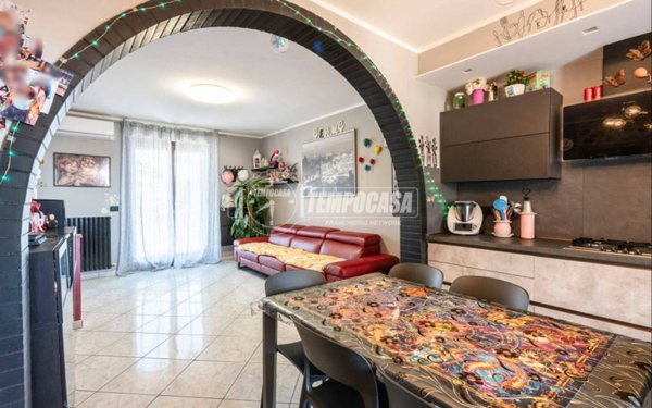 appartamento in vendita a Civitanova Marche in zona Santa Maria Apparente