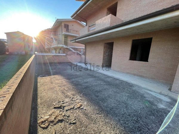 appartamento in vendita a Civitanova Marche in zona San Marone