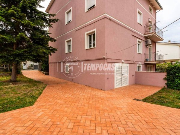 appartamento in vendita a Civitanova Marche in zona Fontespina