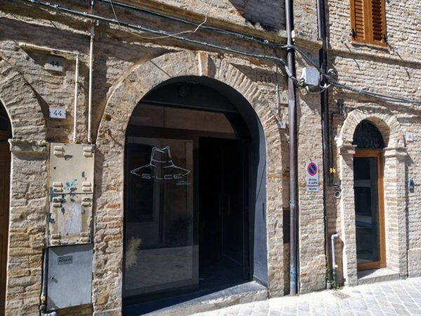negozio in vendita a Civitanova Marche