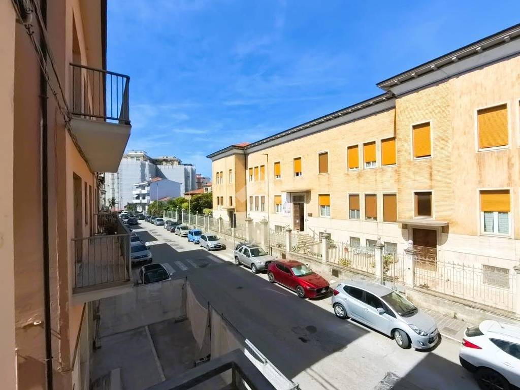 appartamento in vendita a Civitanova Marche in zona Fontespina